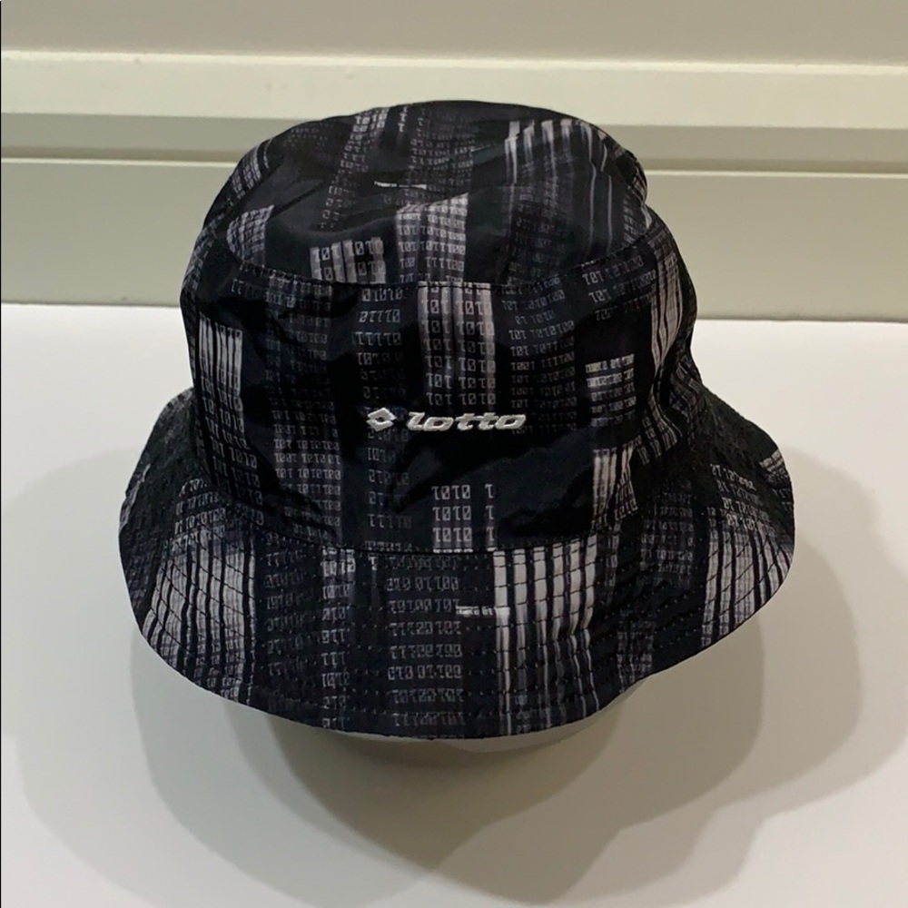 Primark x Lotto reversible bucket hat one size